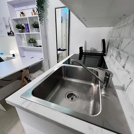 Mini-studio De 15m2 A 8 Min De Paris 迈松阿尔福